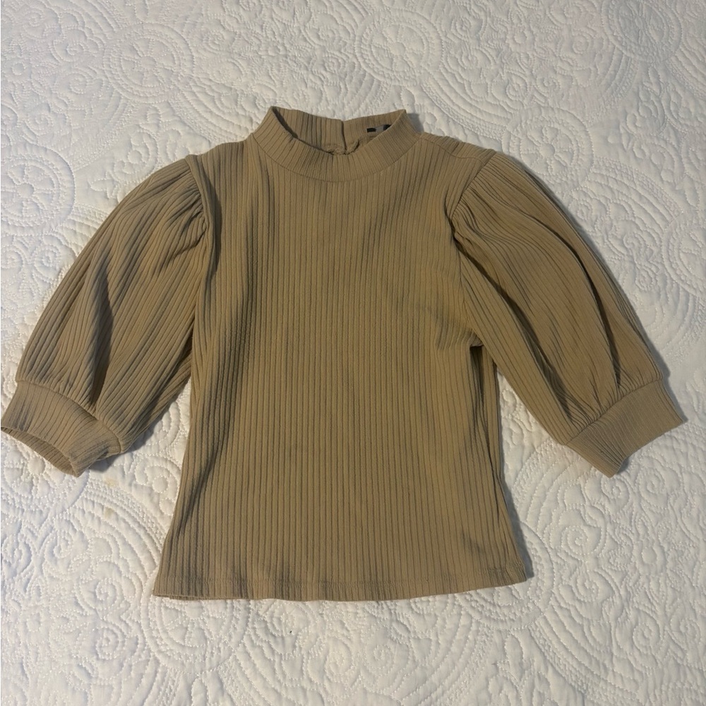 Forever 21 Beige Ribbed Blouse